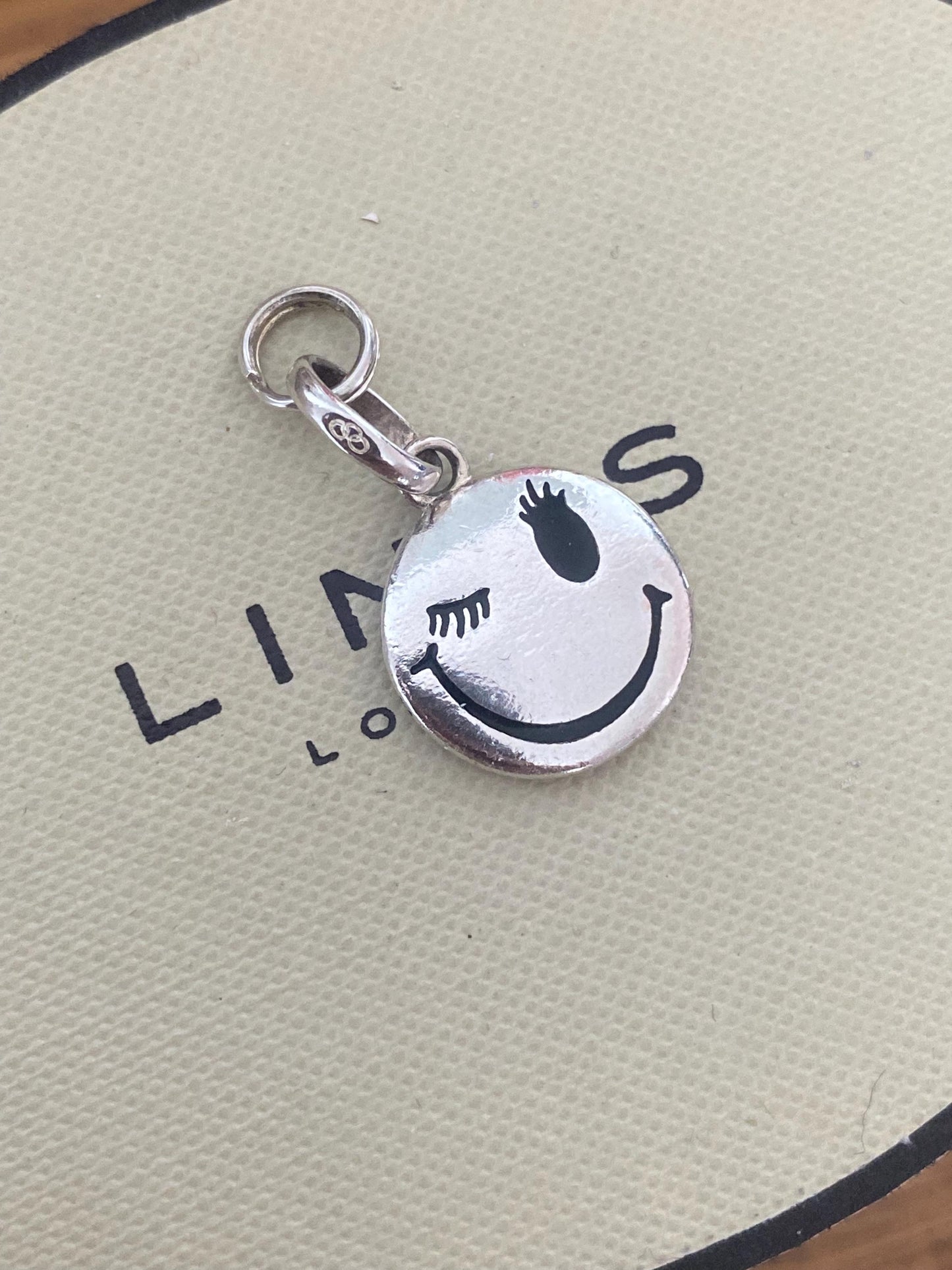 Fabulous Links of London smiley face Charm, Sterling Silver, Stamped, Hallmarked, Lovely Condition, Genuine
