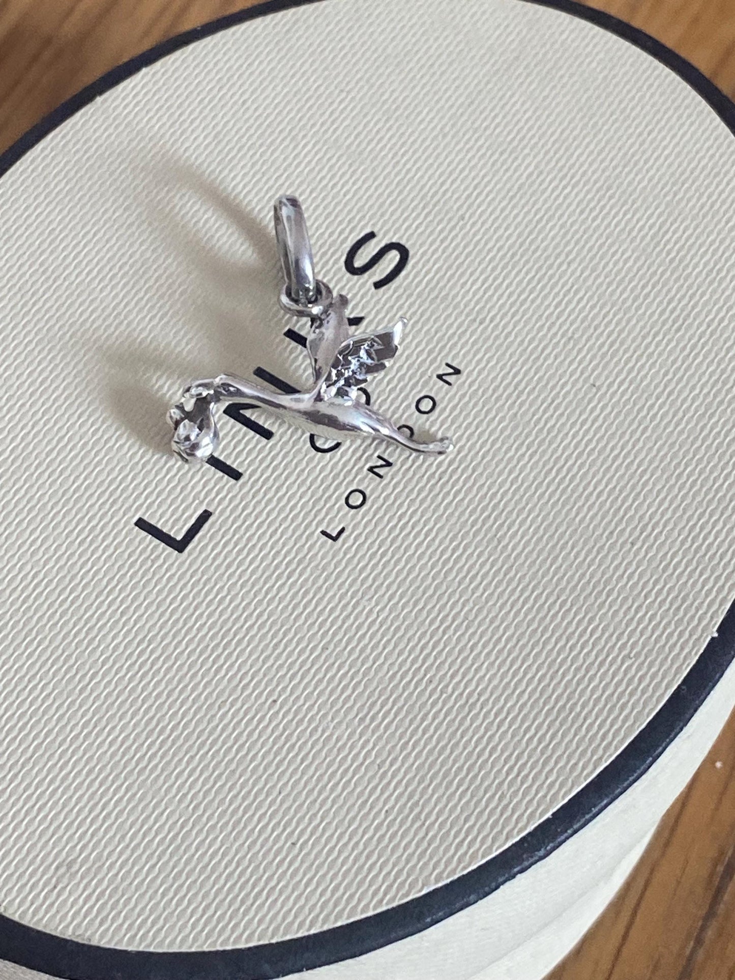 Absolutely gorgeous Links of London Sterling Silver Stork and Baby charm, sterling silver