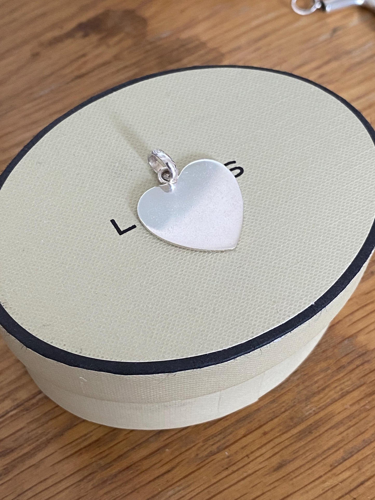 Beautiful genuine rare Links of London sterling silver large heart charm