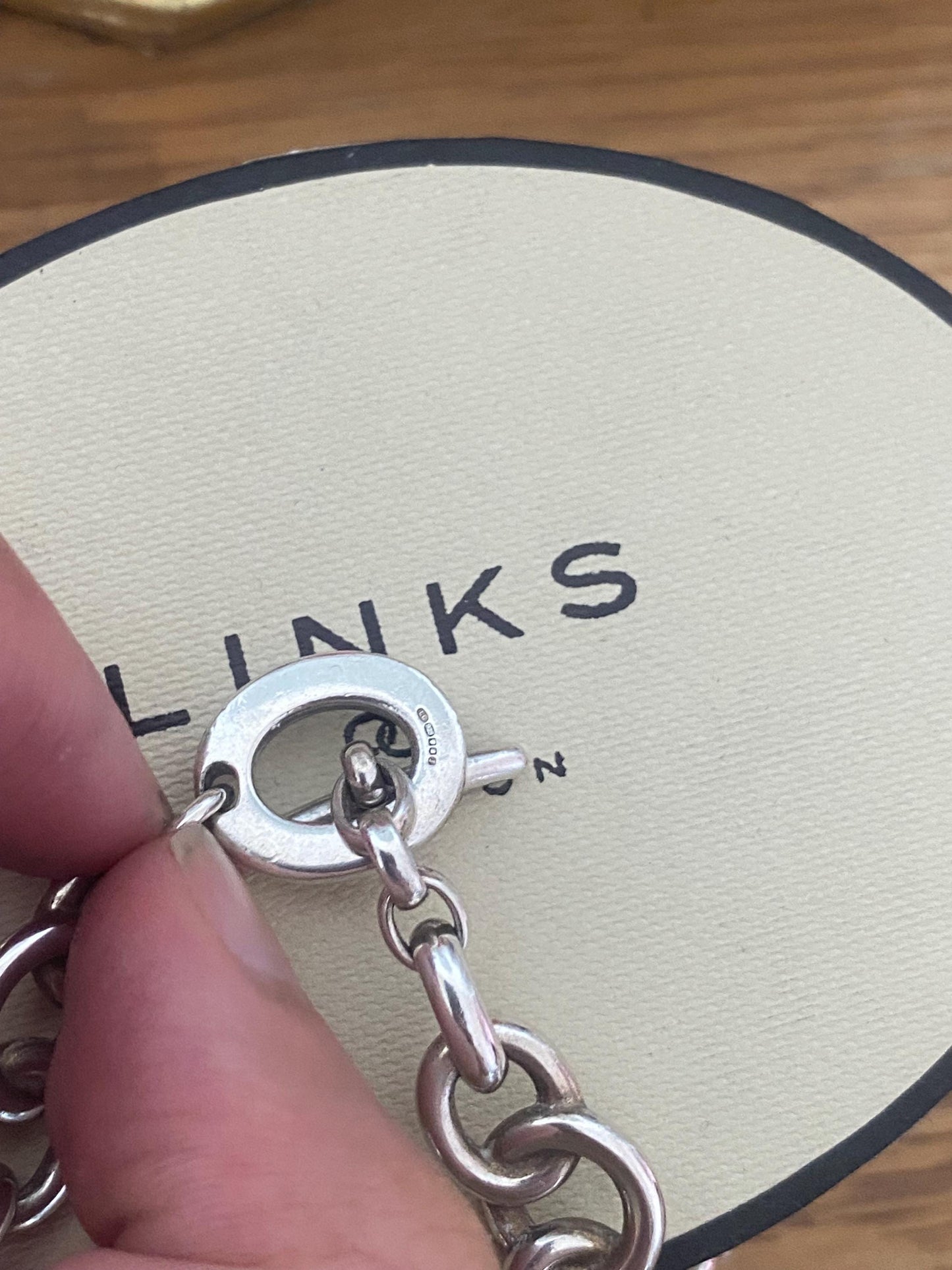 Rare heavy Genuine LINKS OF LONDON Hallmarked Silver Toggle Logo necklace With Box