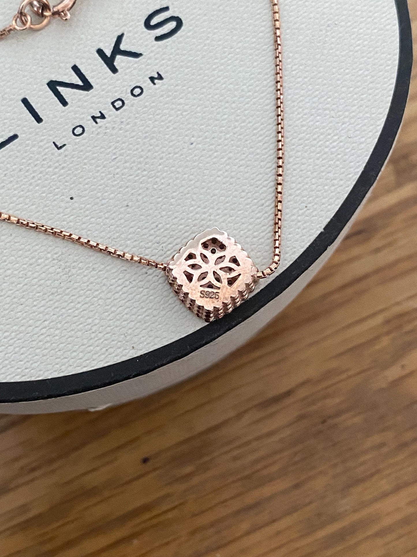 Gorgeous Links of London 18ct rose gold vermail and topaz “pure” Bracelet, hallmarked, genuine