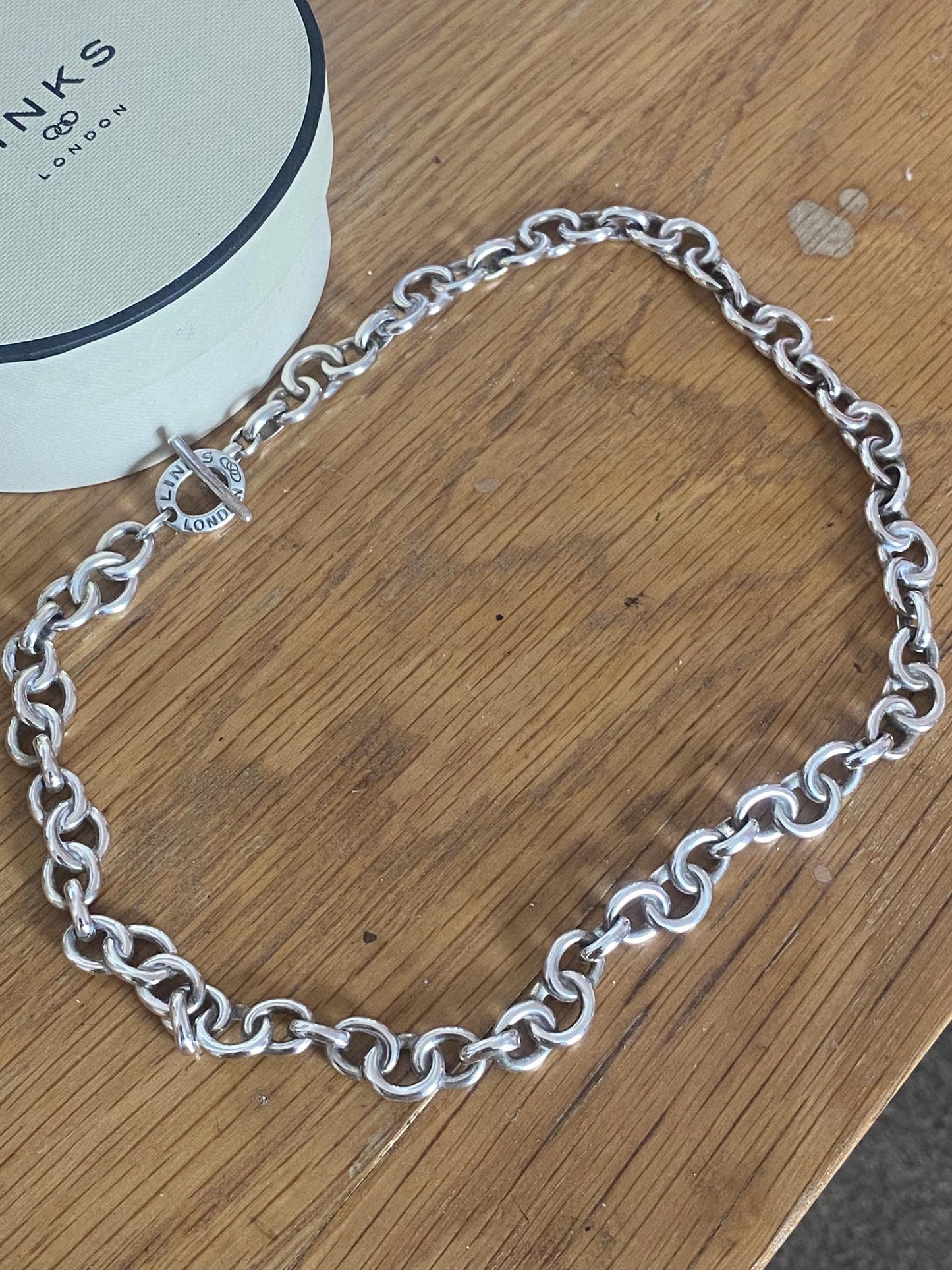 Rare heavy Genuine LINKS OF LONDON Hallmarked Silver Toggle Logo necklace With Box