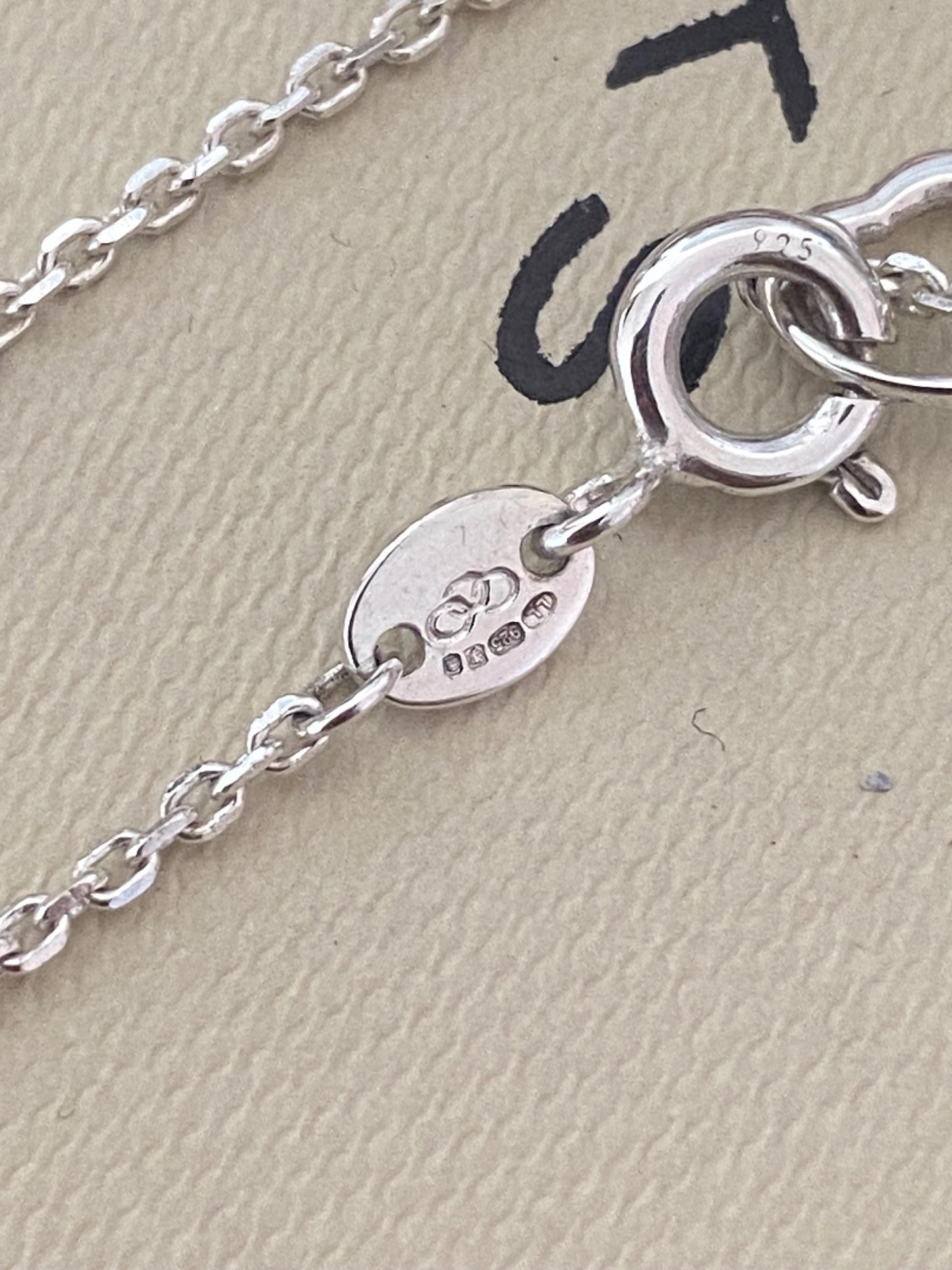 Beautiful vintage very rare links of London kindred hearts love notes necklace with topaz stones, sterling silver