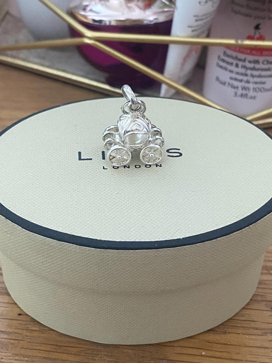 Ultra Rare collectible Links of London Fairy Tale Carriage Charm/Pendant, Hallmarked, Lovely Condition, Genuine