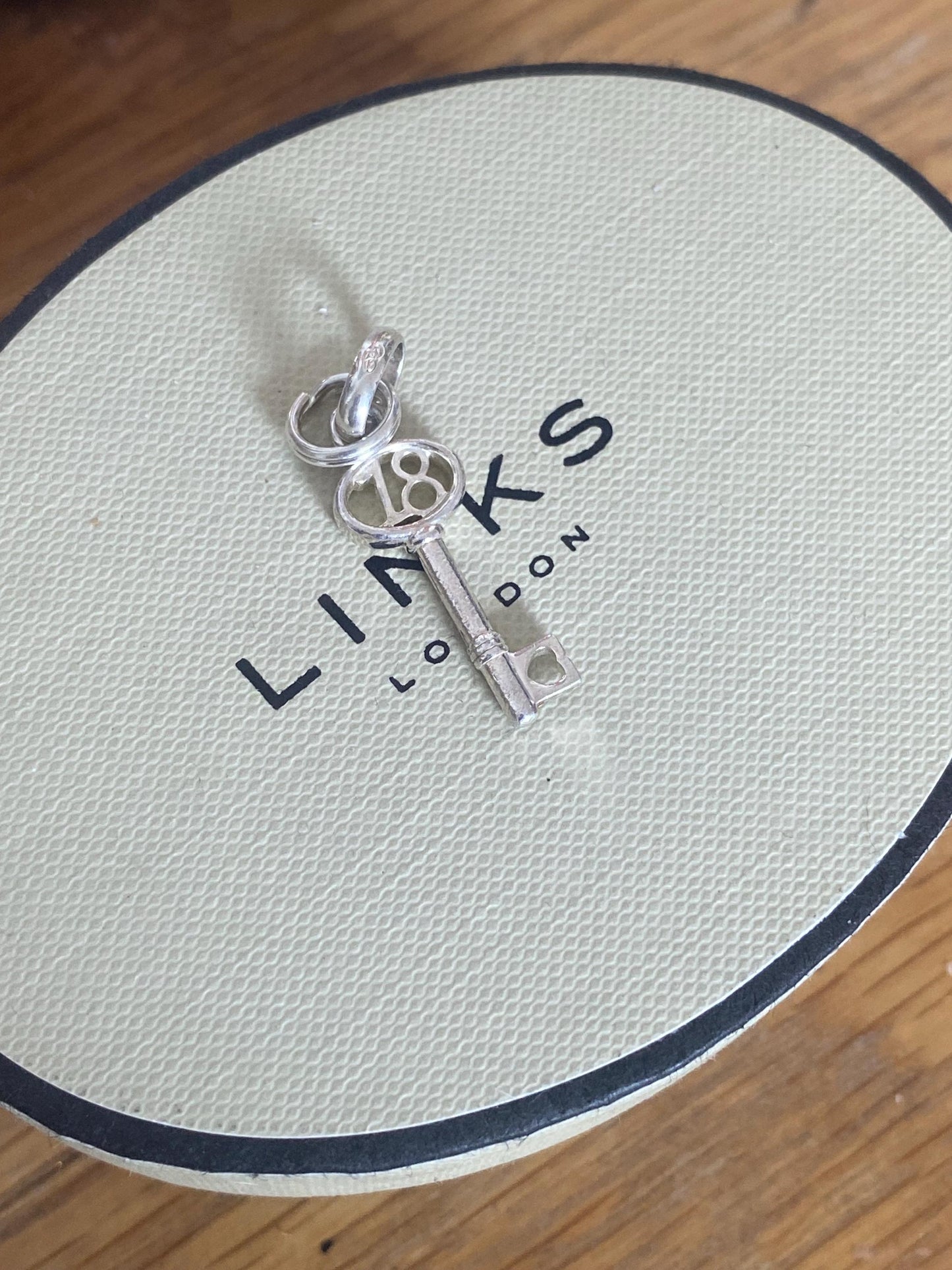 Beautiful genuine rare Links of London sterling silver key ‘18’ charm, genuine