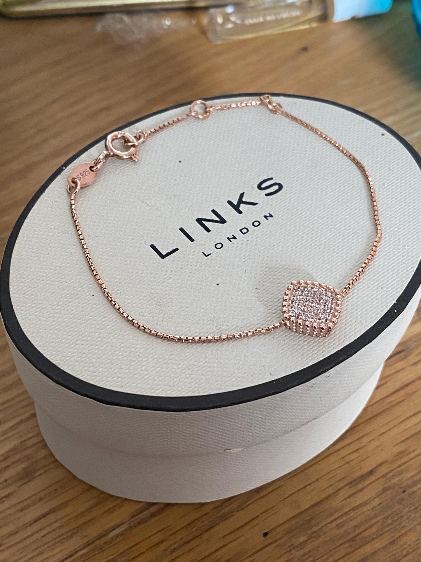 Gorgeous Links of London 18ct rose gold vermail and topaz “pure” Bracelet, hallmarked, genuine
