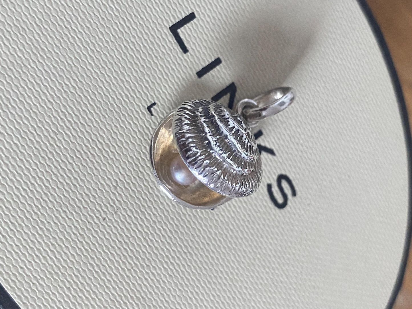 Links of London Lucky Catch Oyster Shell Charm with a Freshwater Pearl, Sterling Silver, assay Hallmarked
