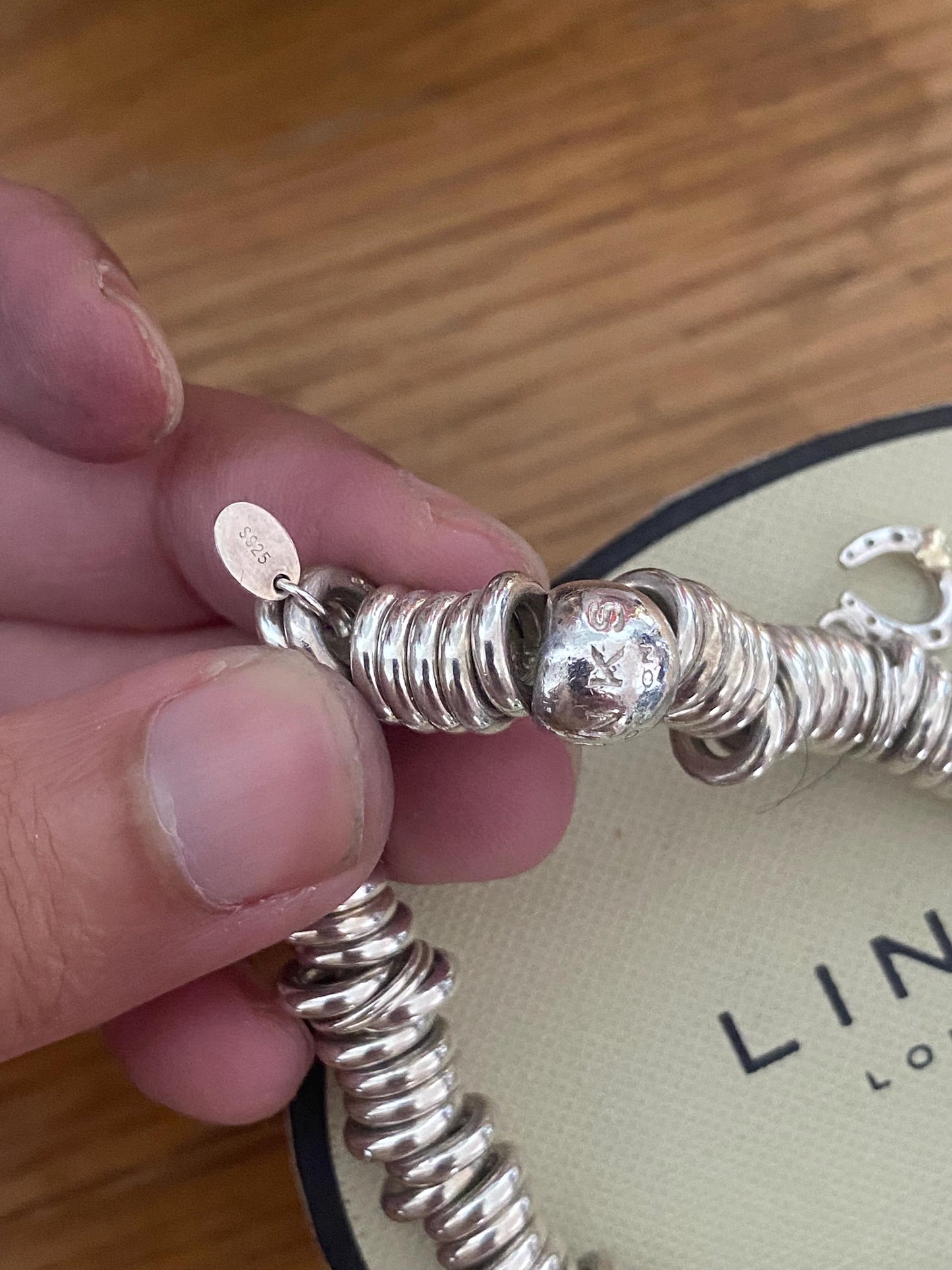 Lovely Links of London vintage rare sweetie bracelet with two charms, sterling silver, size small