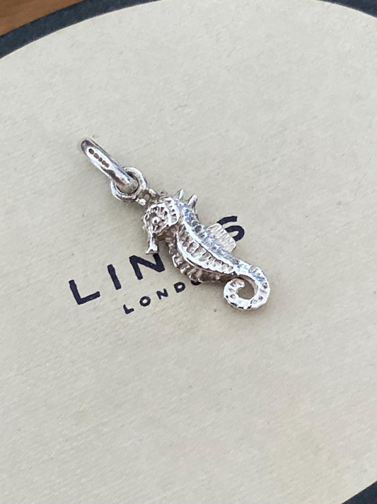 Beautiful genuine rare hallmarked Links of London sterling silver seahorse charm