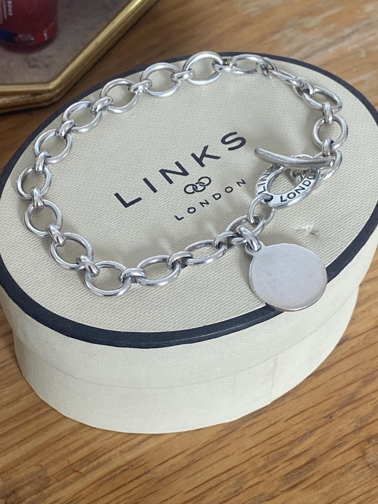 Rare Genuine LINKS OF LONDON Hallmarked Silver Toggle Logo Bracelet with disc charm, 8 inches long