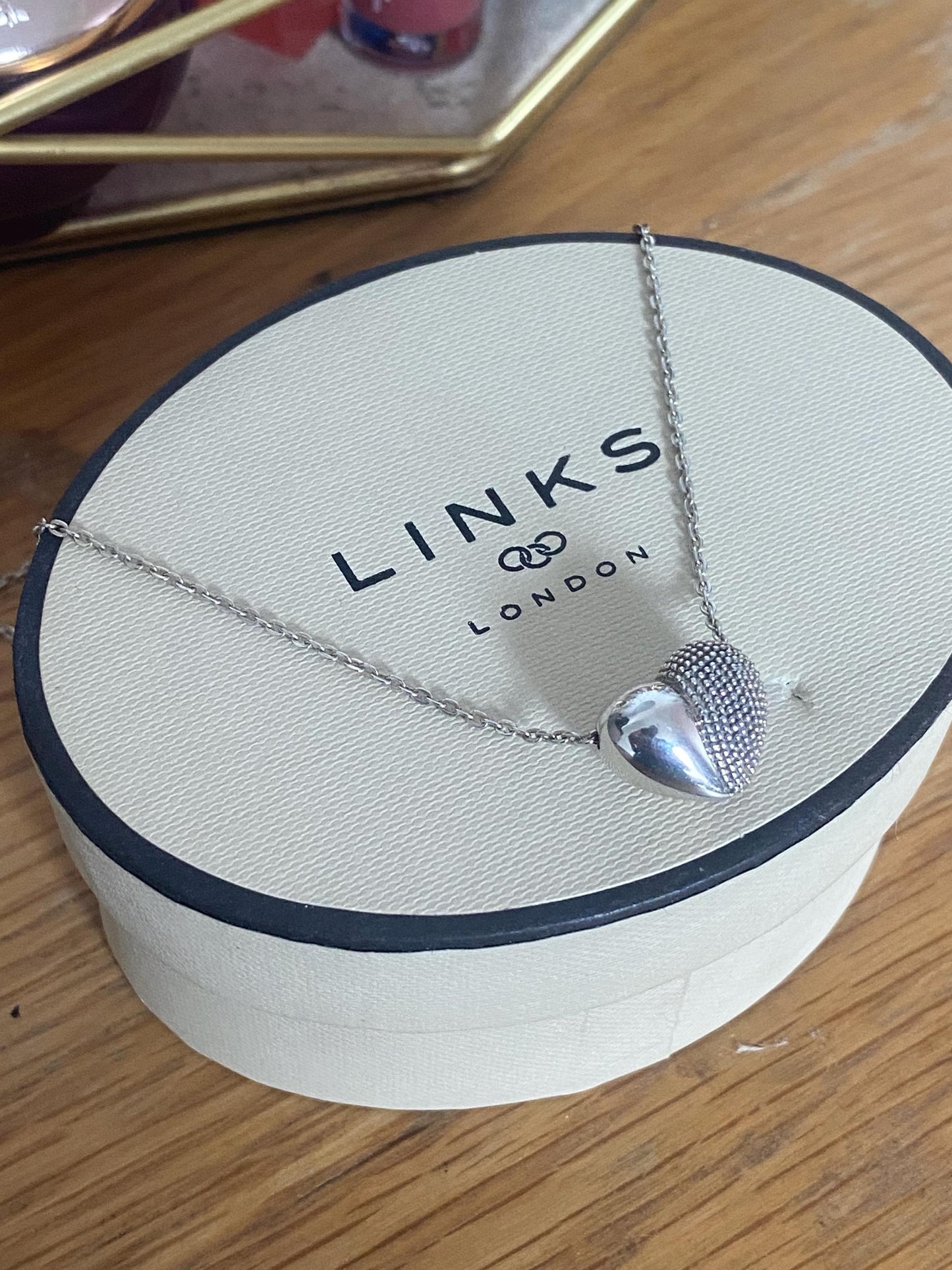 Genuine Links of London Masquerade heart Drop Necklace, Solid Sterling Silver, Stamped, s925, Fantastic Condition, 46cm Chain