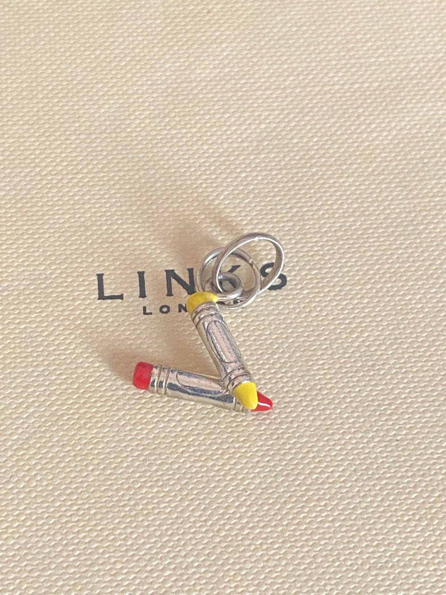Beautiful genuine exceptionally rare hallmarked Links of London sterling silver and enamel crayon charm