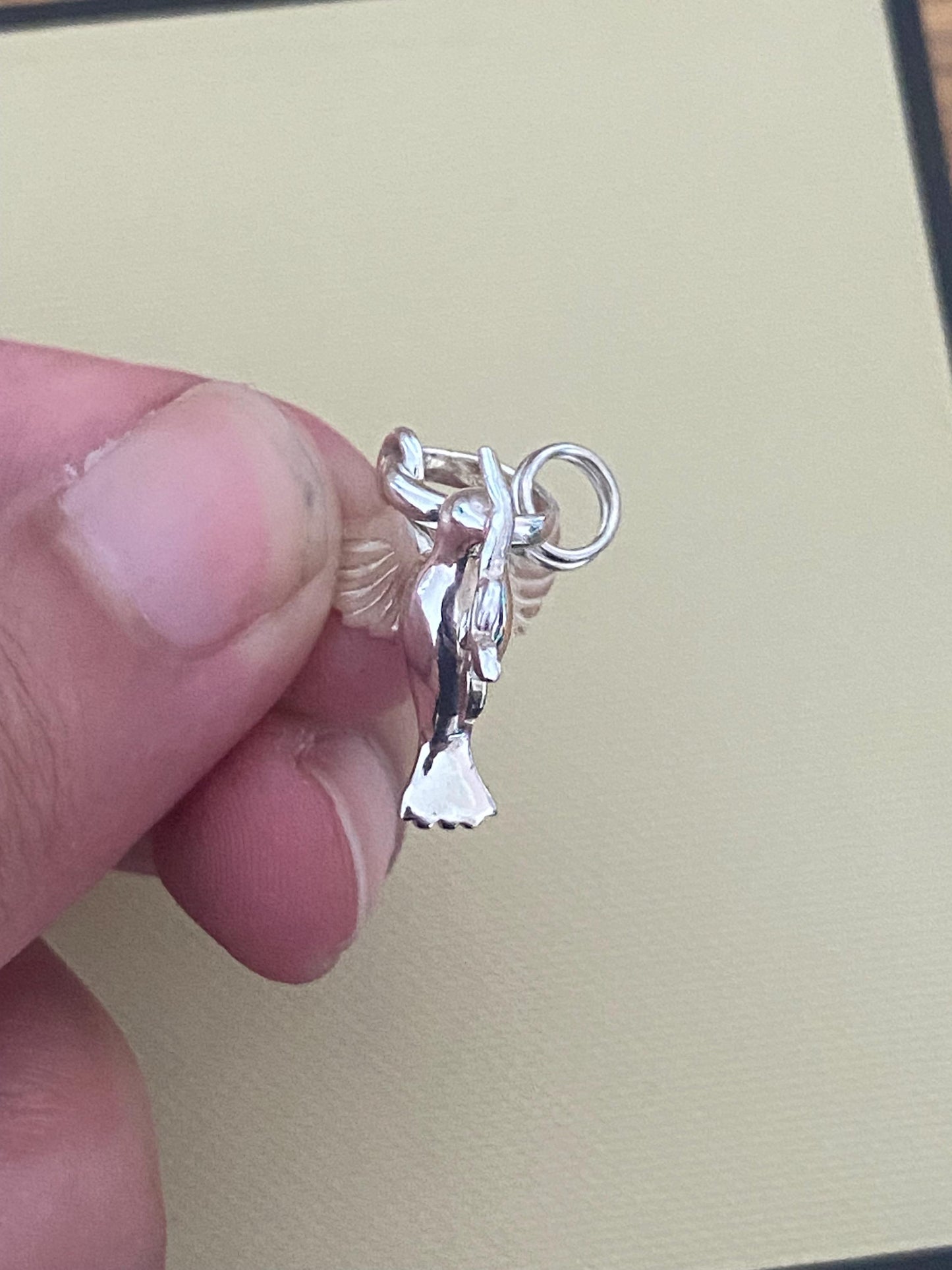 Gorgeous genuine Links of London Dove of peace charm, sterling silver and assay hallmarked, rare charm