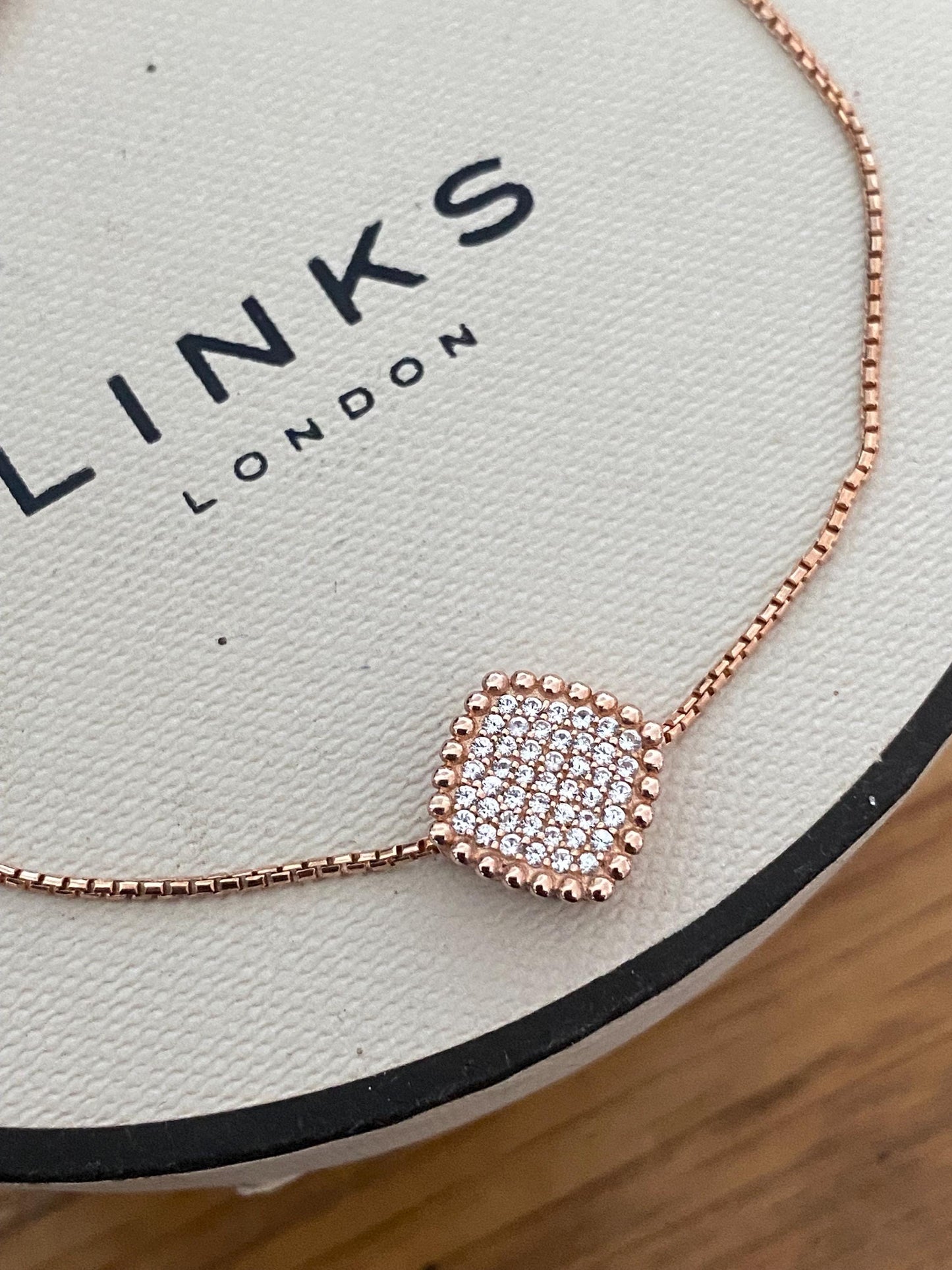 Gorgeous Links of London 18ct rose gold vermail and topaz “pure” Bracelet, hallmarked, genuine