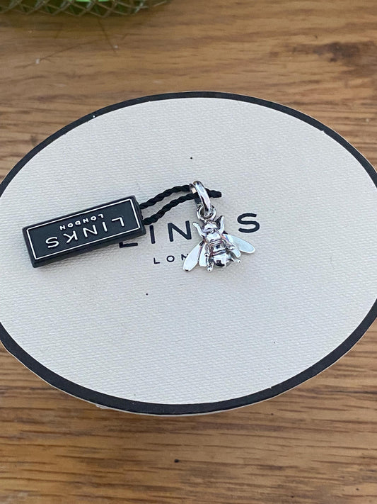 Brand new with tags Beautiful Links of London sterling silver bee charm, Genuine, Rare