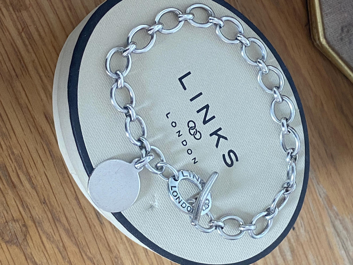 Rare Genuine LINKS OF LONDON Hallmarked Silver Toggle Logo Bracelet with disc charm, 8 inches long