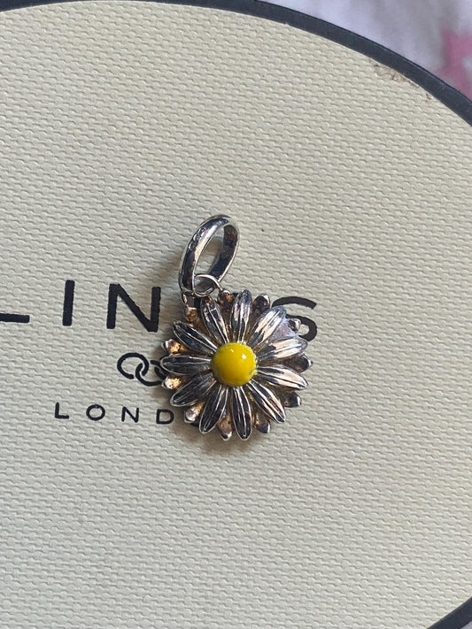 stunning Links of London daisy charm, sterling silver, yellow enamel, genuine