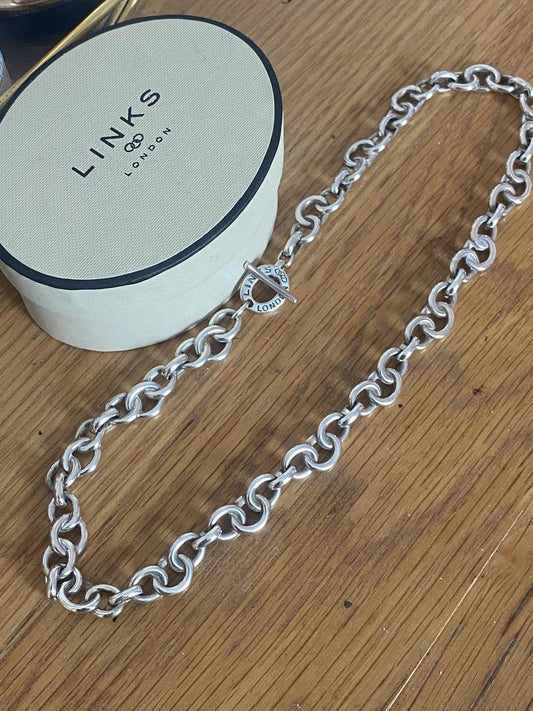 Rare heavy Genuine LINKS OF LONDON Hallmarked Silver Toggle Logo necklace With Box